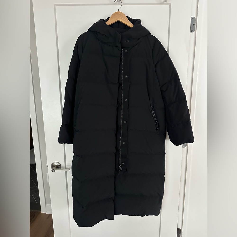 Aether Oversized Black Puffer Coat